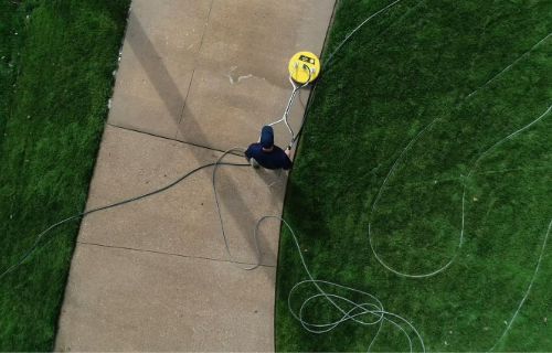 Pressure Washing and Roof Cleaning In Fairhope AL 1